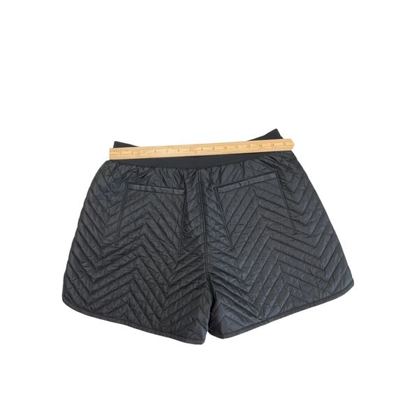 Athleta Black Apres Quilted Ski Shorts Women's Size 6 Water and Wind Resistant - Picture 6 of 10